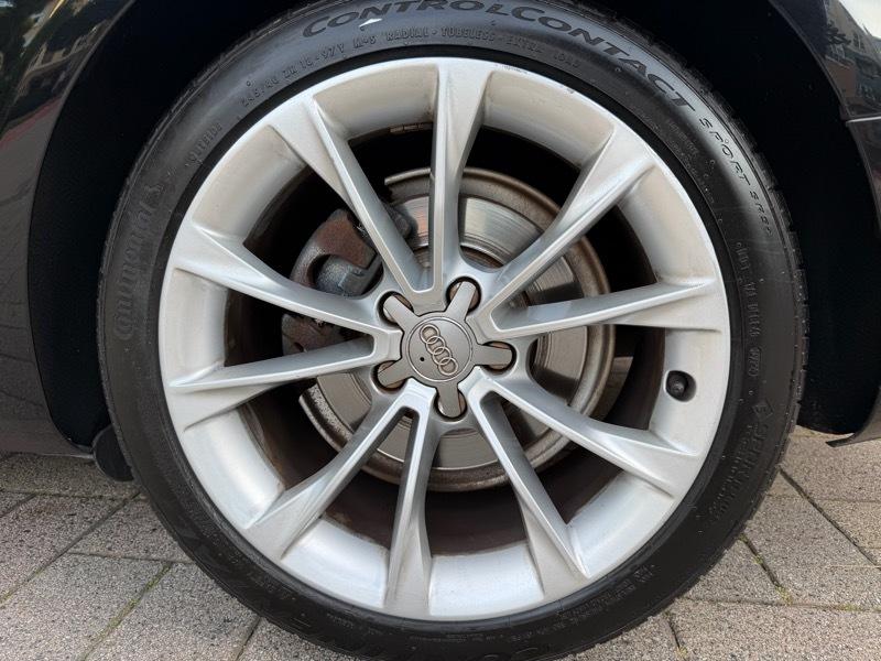 Audi A5 Coupe 2.0T quattro Tiptronic 2013