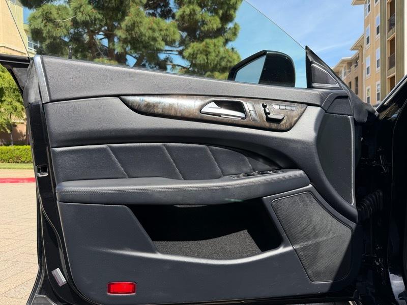 Mercedes-Benz CLS-Class CLS550 2013