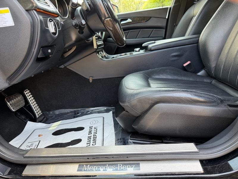 Mercedes-Benz CLS-Class CLS550 2013