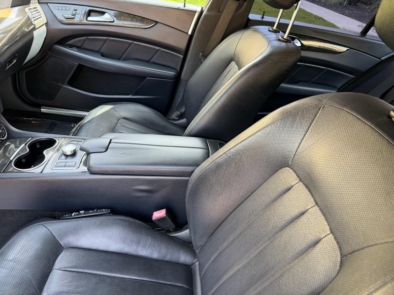 Mercedes-Benz CLS-Class CLS550 2013