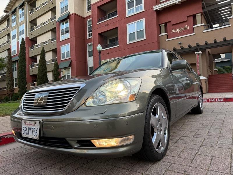 Lexus LS 430 Sedan 2005