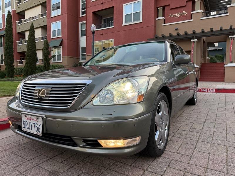 Lexus LS 430 Sedan 2005