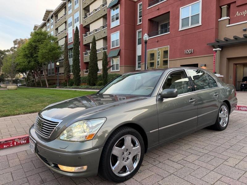 Lexus LS 430 Sedan 2005