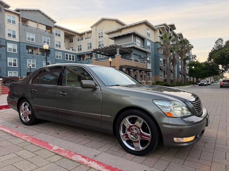 Lexus LS 430 Sedan 2005
