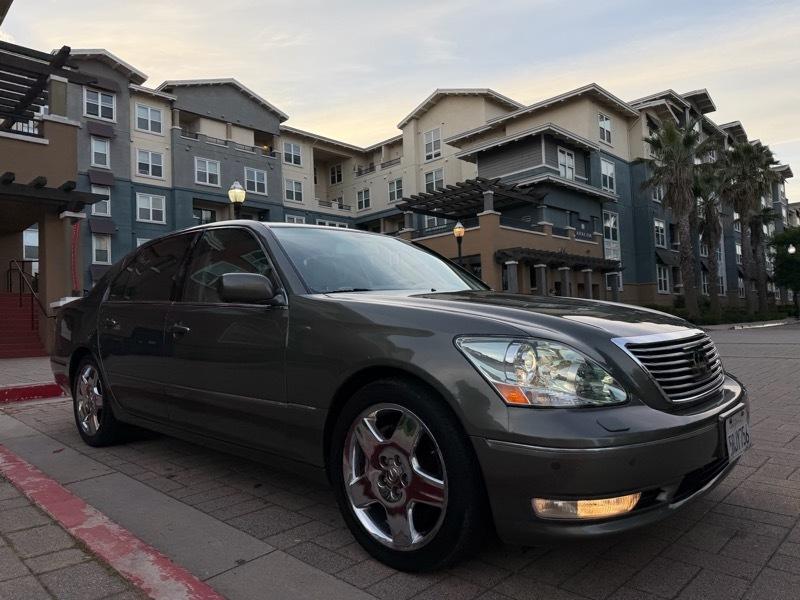 Lexus LS 430 Sedan 2005