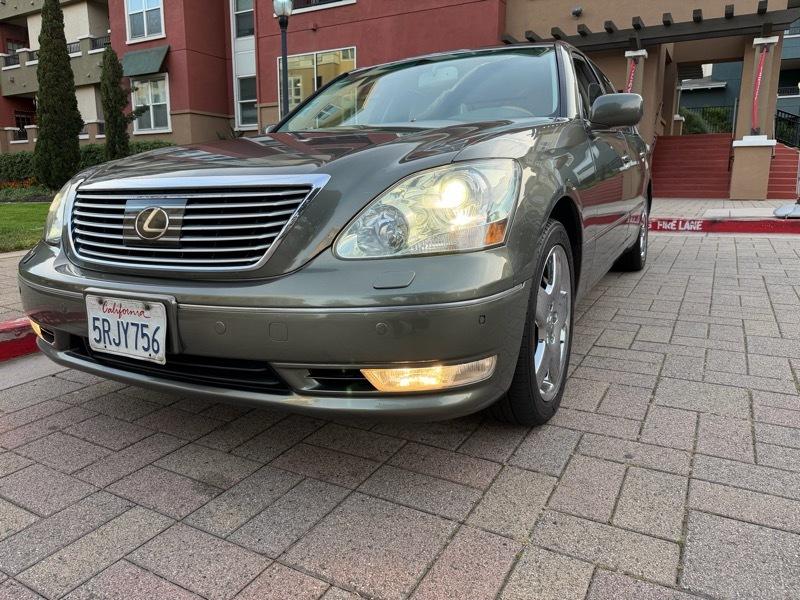 Lexus LS 430 Sedan 2005