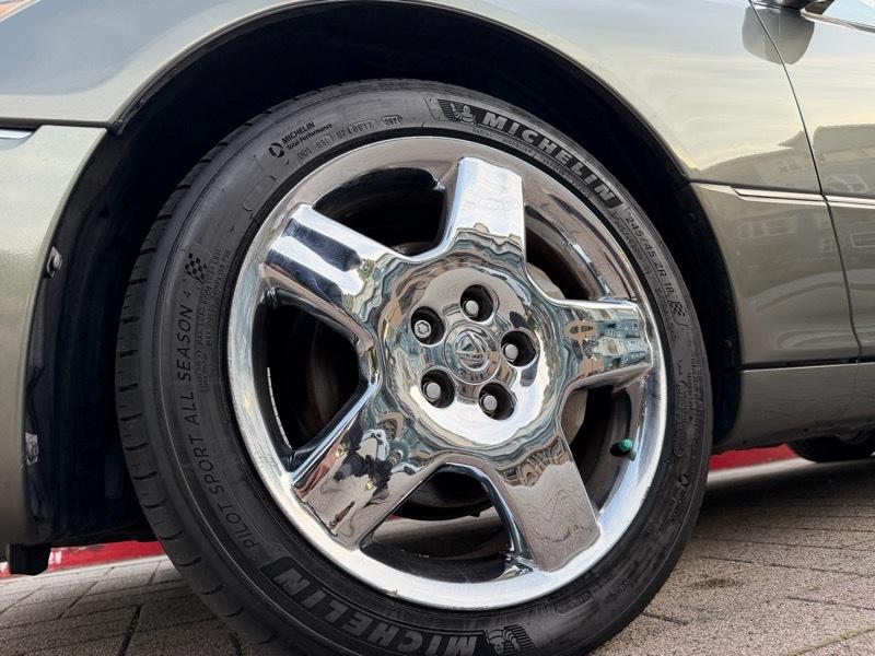 Lexus LS 430 Sedan 2005