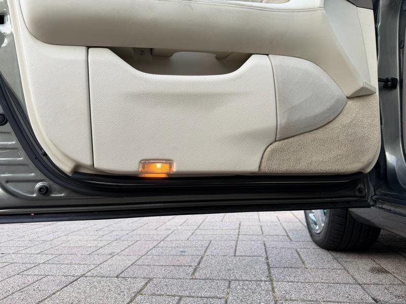 Lexus LS 430 Sedan 2005