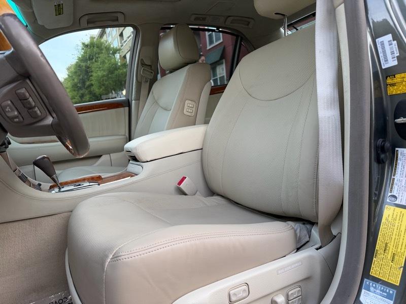 Lexus LS 430 Sedan 2005