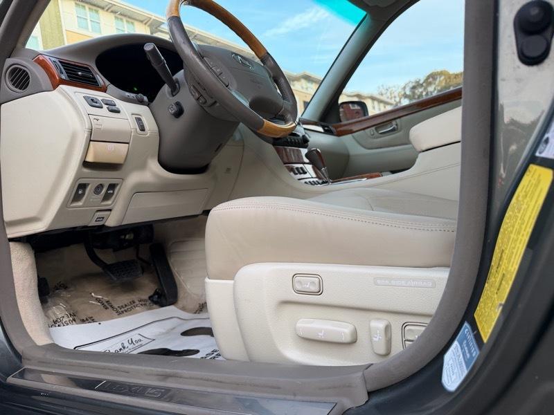 Lexus LS 430 Sedan 2005