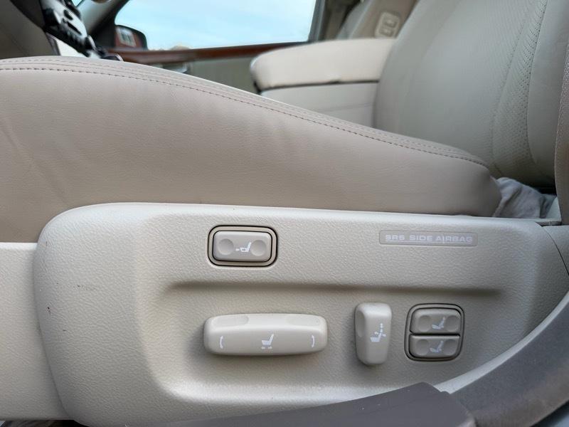 Lexus LS 430 Sedan 2005