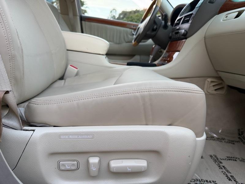 Lexus LS 430 Sedan 2005