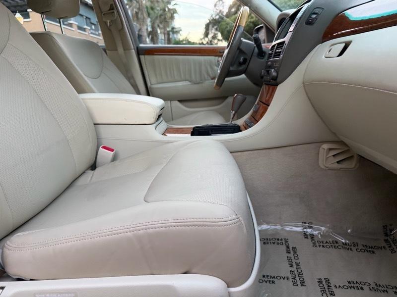 Lexus LS 430 Sedan 2005