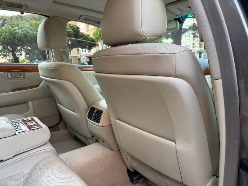 Lexus LS 430 Sedan 2005