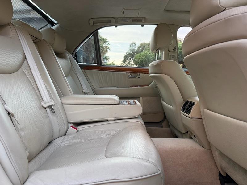 Lexus LS 430 Sedan 2005