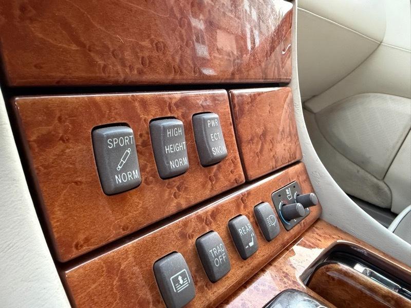 Lexus LS 430 Sedan 2005