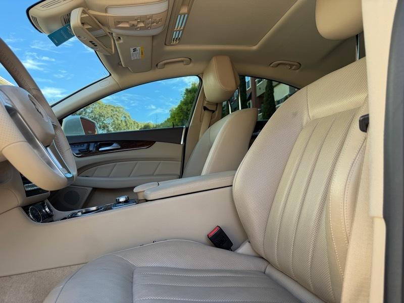 Mercedes-Benz CLS-Class CLS550 2014