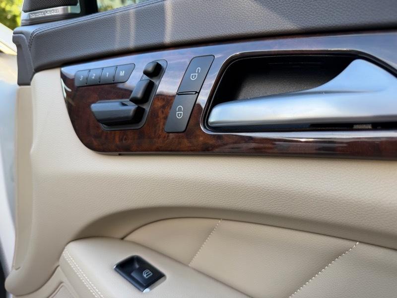 Mercedes-Benz CLS-Class CLS550 2014