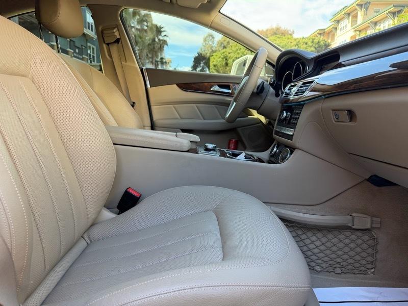 Mercedes-Benz CLS-Class CLS550 2014