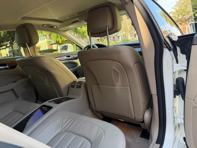 Mercedes-Benz CLS-Class CLS550 2014