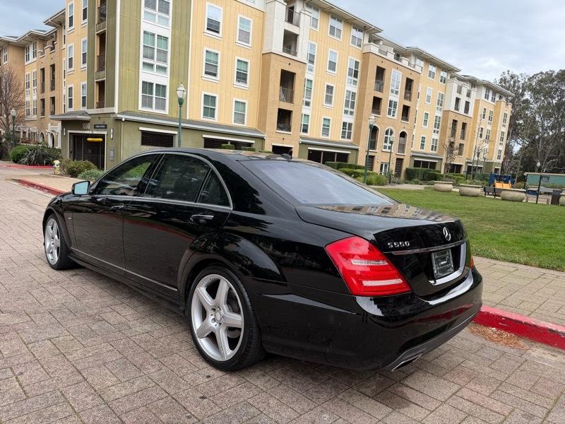 Mercedes-Benz S-Class S550 2012