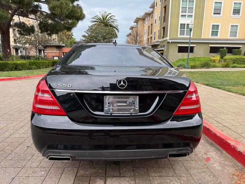 Mercedes-Benz S-Class S550 2012