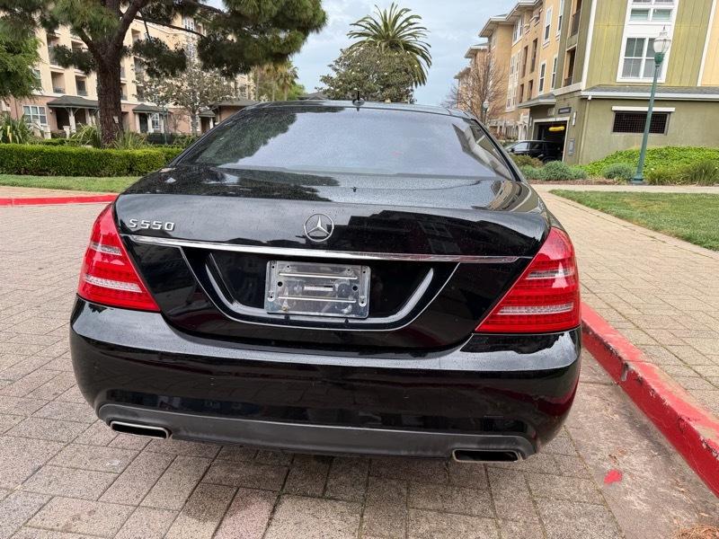 Mercedes-Benz S-Class S550 2012