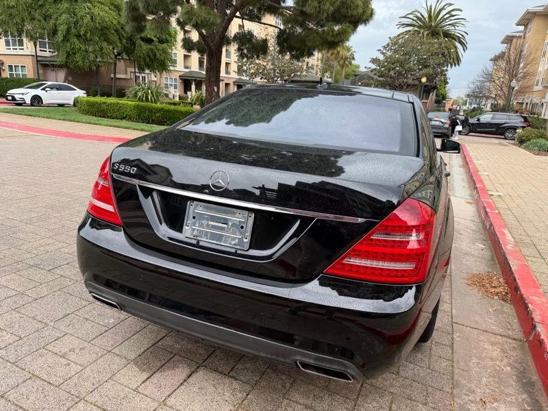 Mercedes-Benz S-Class S550 2012