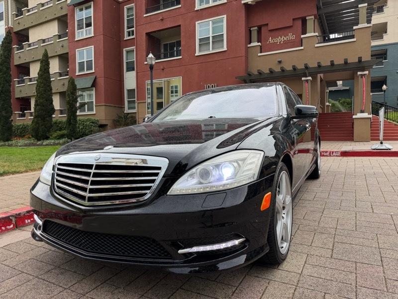 Mercedes-Benz S-Class S550 2012