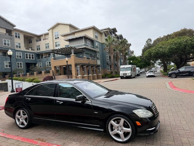 Mercedes-Benz S-Class S550 2012