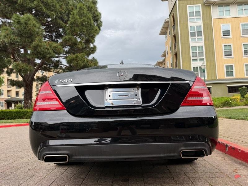 Mercedes-Benz S-Class S550 2012