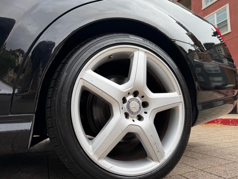 Mercedes-Benz S-Class S550 2012