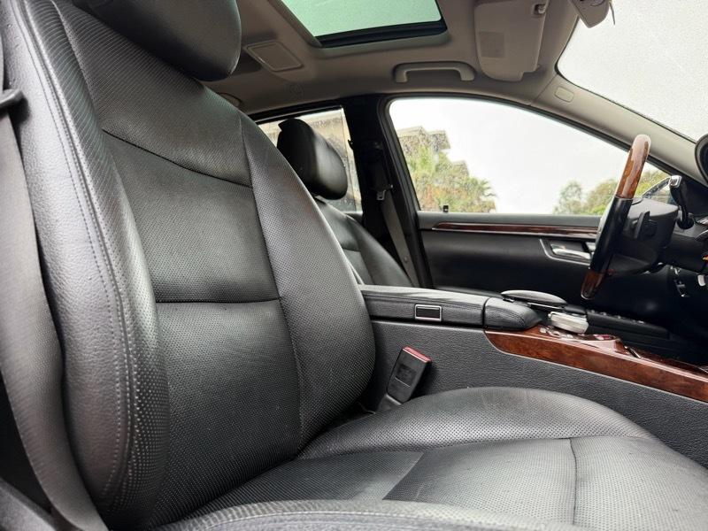 Mercedes-Benz S-Class S550 2012