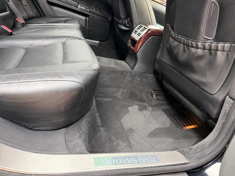 Mercedes-Benz S-Class S550 2012