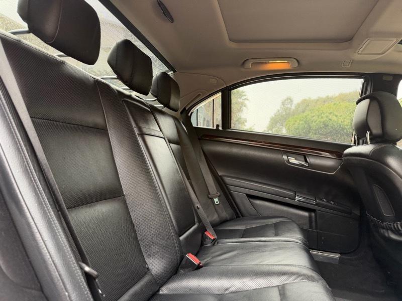 Mercedes-Benz S-Class S550 2012