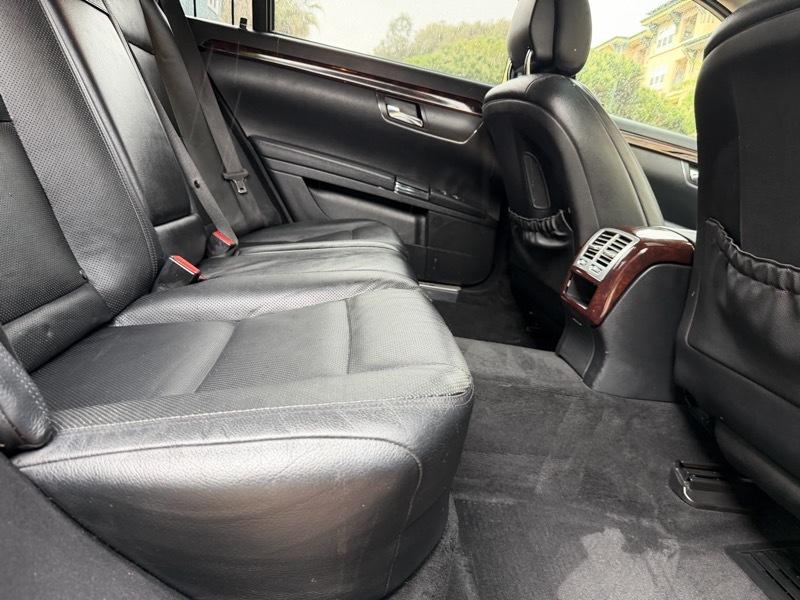 Mercedes-Benz S-Class S550 2012