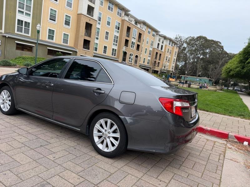 Toyota Camry XLE V6 2014