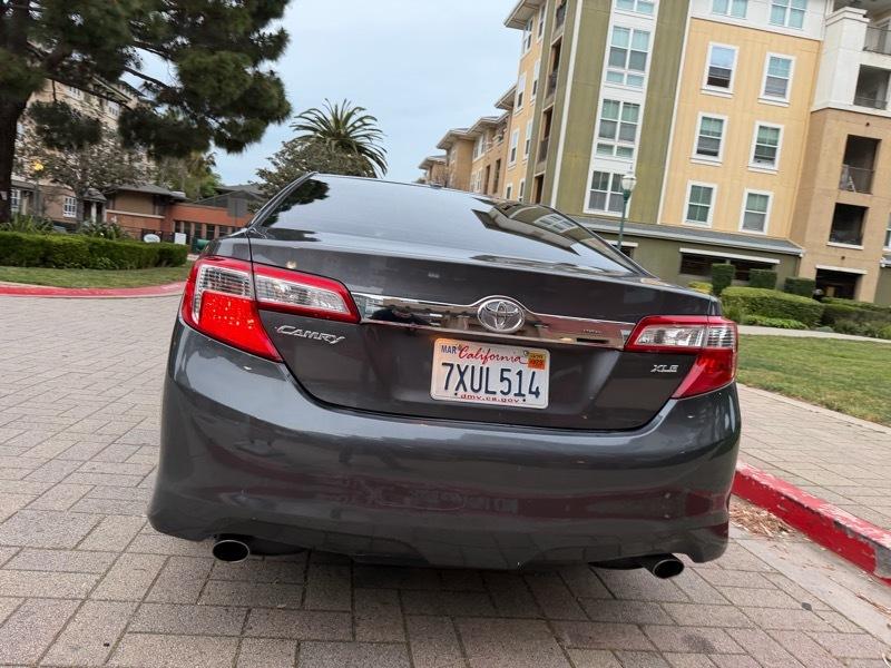 Toyota Camry XLE V6 2014