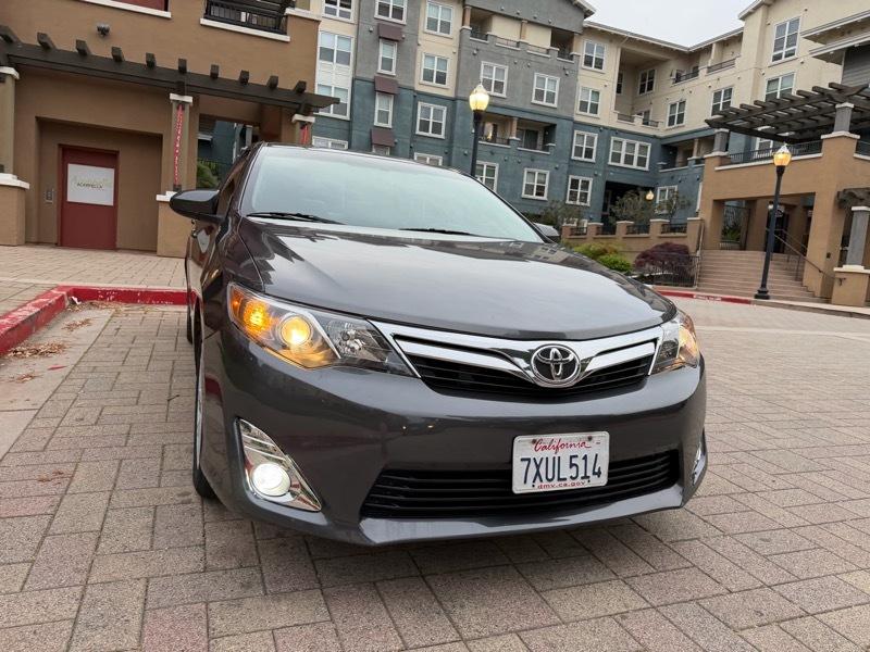 Toyota Camry XLE V6 2014