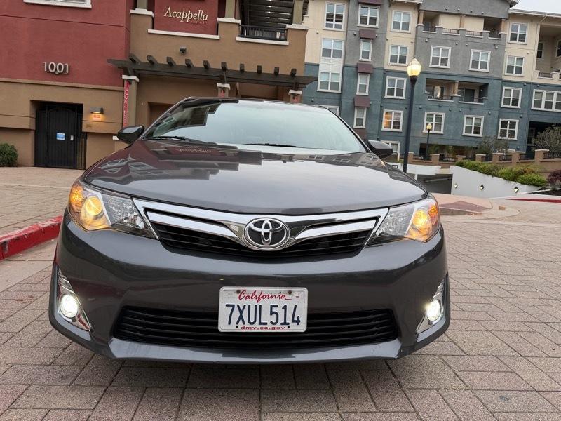 Toyota Camry XLE V6 2014