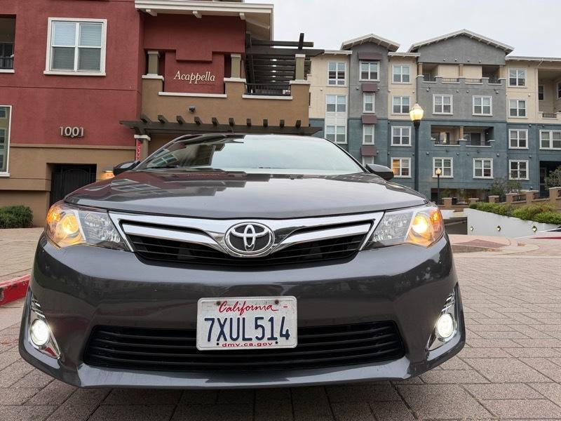 Toyota Camry XLE V6 2014