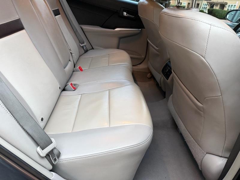 Toyota Camry XLE V6 2014