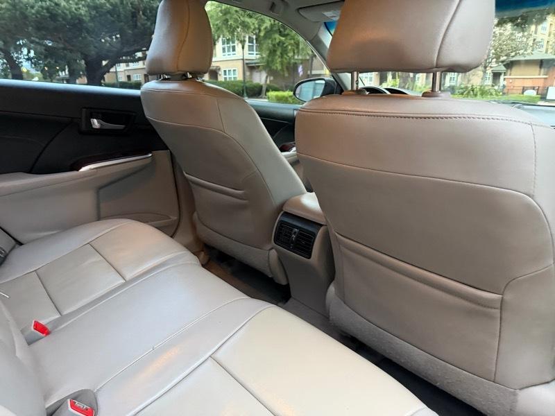 Toyota Camry XLE V6 2014