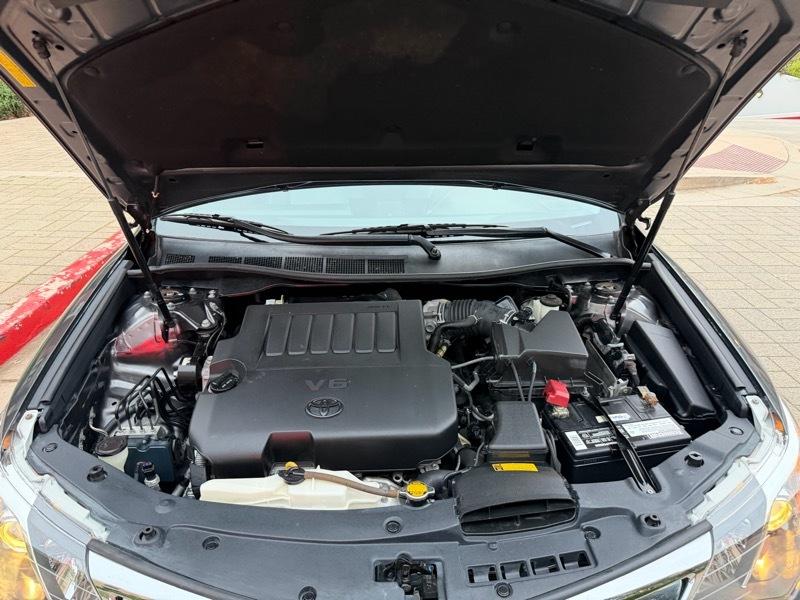 Toyota Camry XLE V6 2014