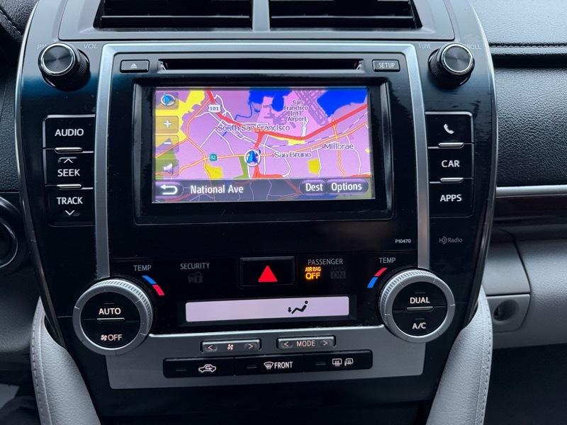 Toyota Camry XLE V6 2014