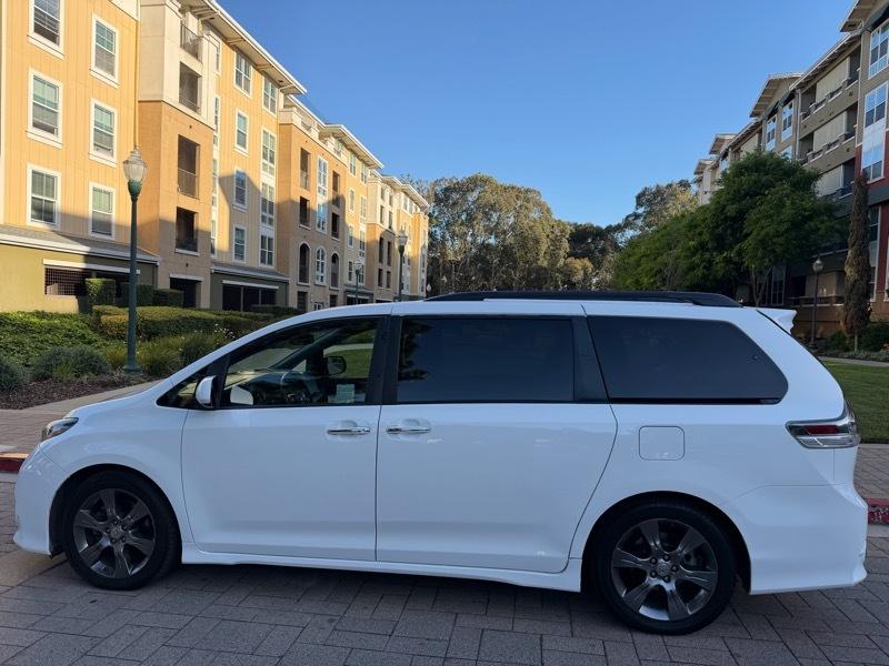 Toyota Sienna SE FWD 8-Passenger V6 2015