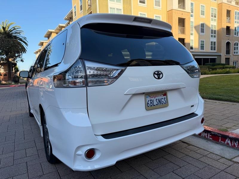 Toyota Sienna SE FWD 8-Passenger V6 2015