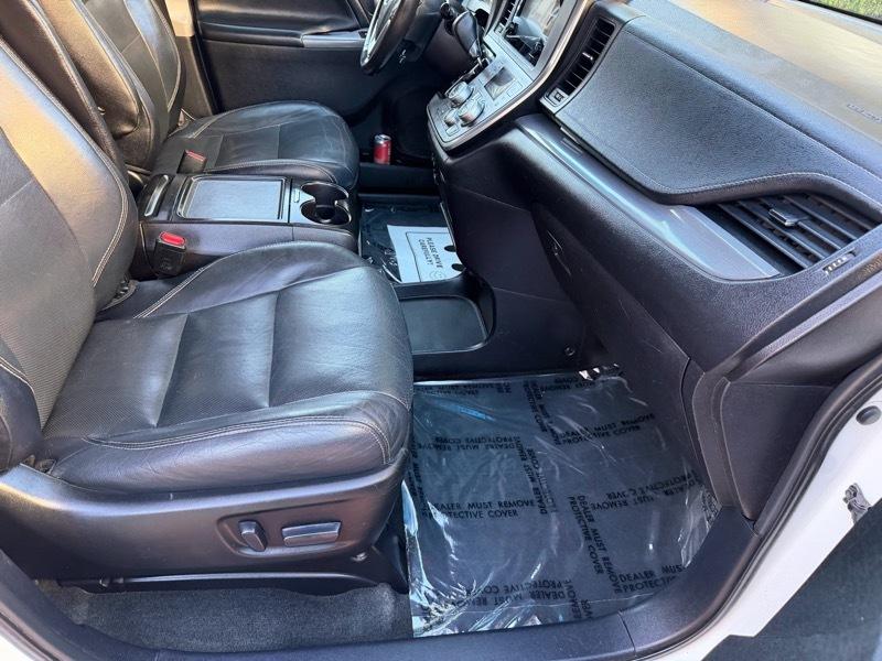 Toyota Sienna SE FWD 8-Passenger V6 2015