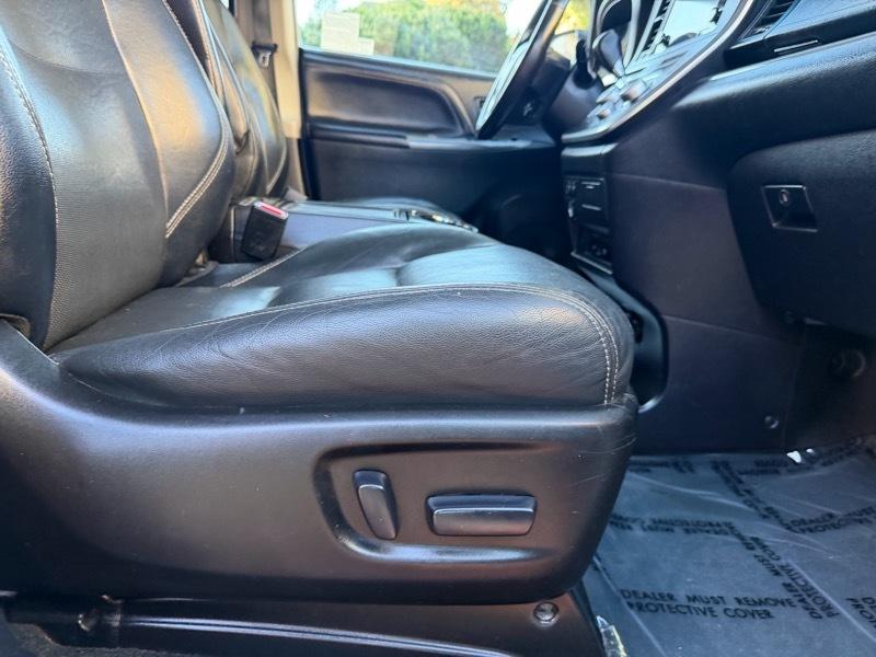 Toyota Sienna SE FWD 8-Passenger V6 2015