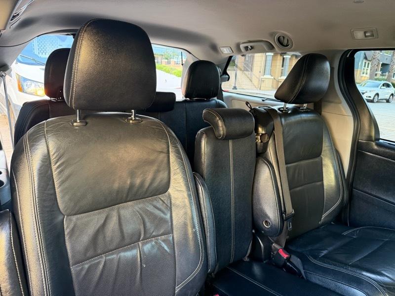 Toyota Sienna SE FWD 8-Passenger V6 2015